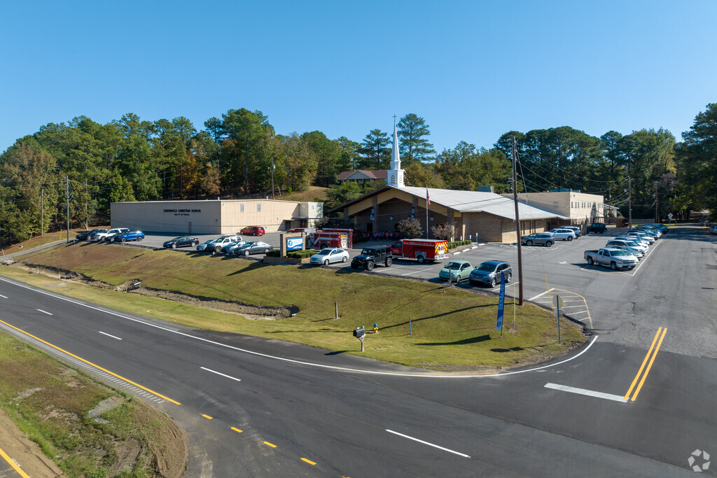 Tabernacle Christian Academy has around 400 students enrolled.