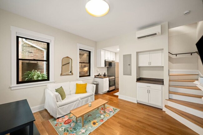 1918 Vine St unit ID1315619P, Cincinnati, OH 45202 - photo 6