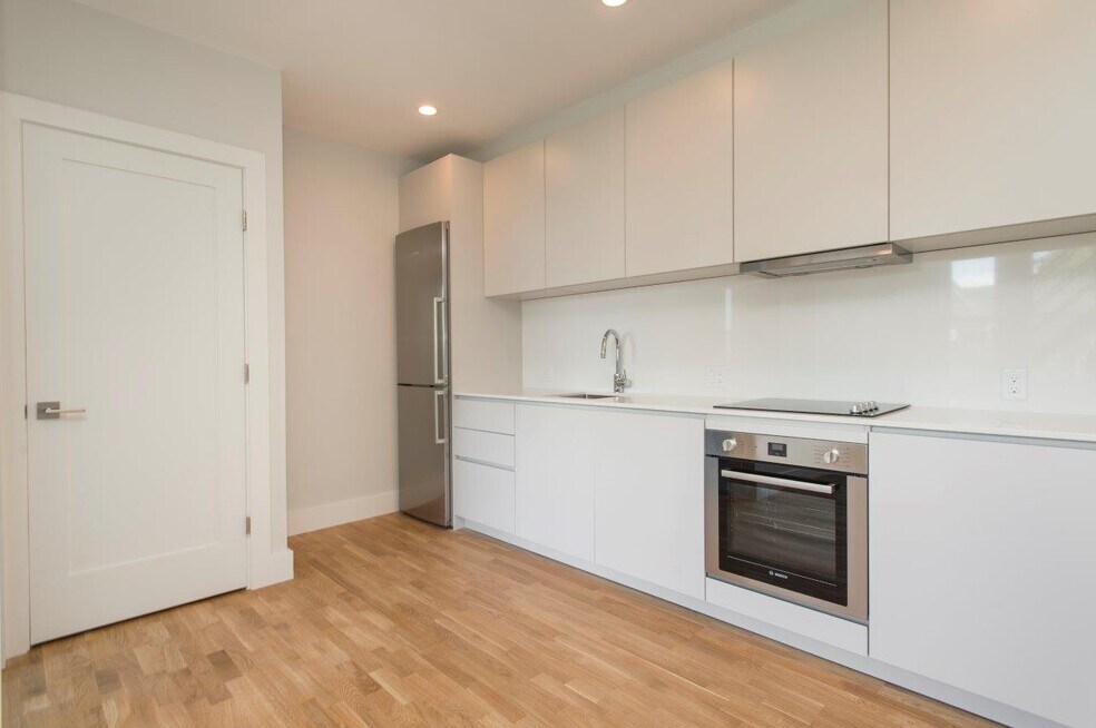 110 Central St unit 138-12A, Somerville, MA 02143 - photo 1