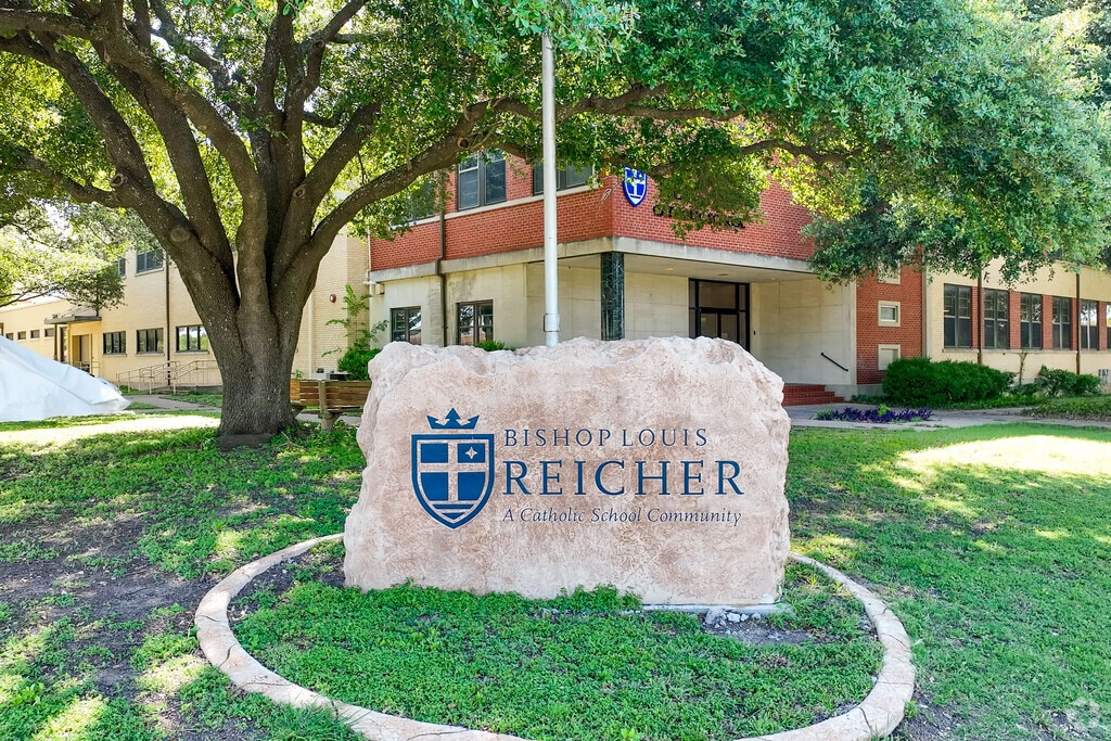 GreatSchools ranks Bishop Louis Reicher Catholic School above average in parent/guardian review.