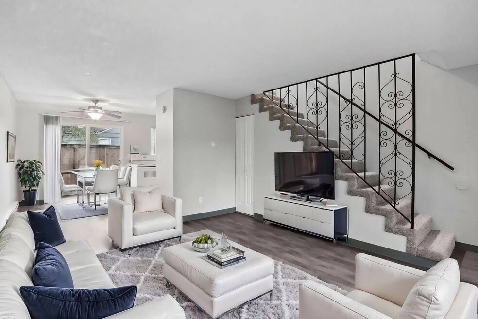 Arbor Place Apartments