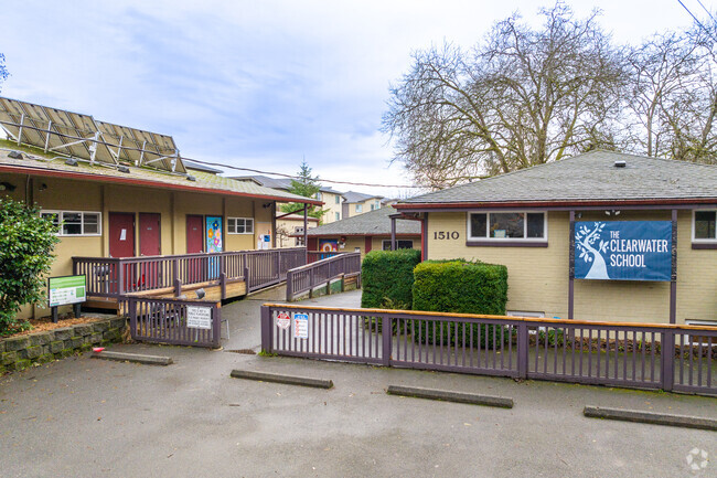 The Clearwater School is located within the Thrasher's Corner-Red Hawk neighborhood of Bothell.