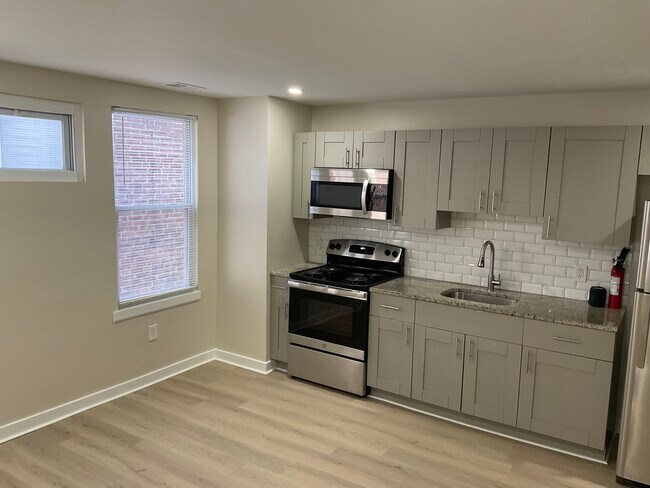 903 Lindley Ave unit 2nd fl, Philadelphia, PA 19141 - photo 2