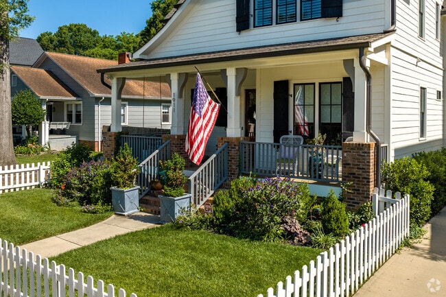 Many of the homes in Plaza Midwood have large front porches.