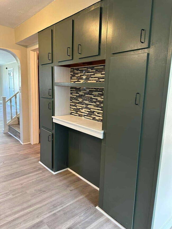 634 First St, Huntington, IN 46750 - photo 5