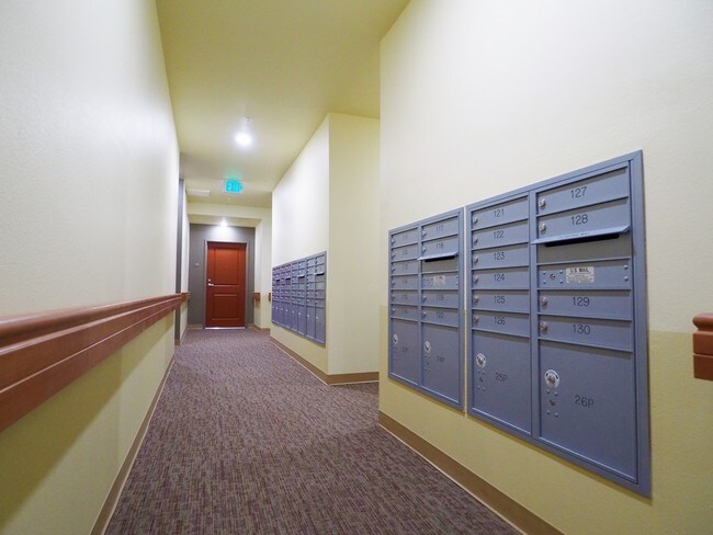 Estates at Hillside Gardens Affordable Senior Community, Auburn, WA 98002 - photo 3