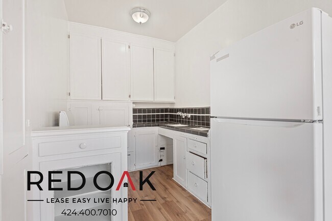 516 S St Andrews Place unit 209, Los Angeles, CA 90020 - photo 5