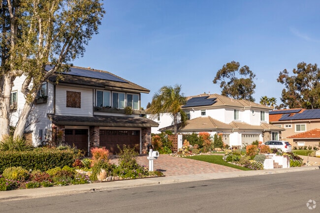 A row of homes in Scripps Ranch near Rue Chantemar.