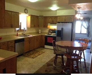 175 N 10th Ave, Brighton, CO 80601