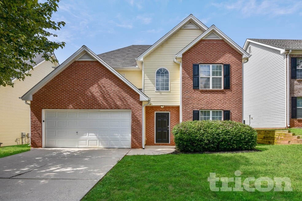 305 Sarasota Ln, Locust Grove, GA 30248 - photo 1