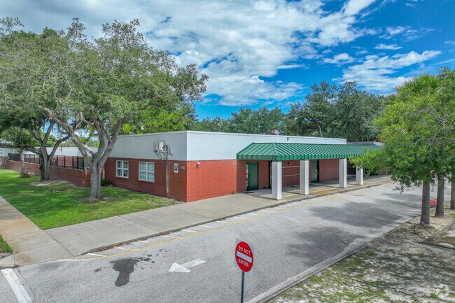 Temple Terrace Elementary School has a STR of 15:1.