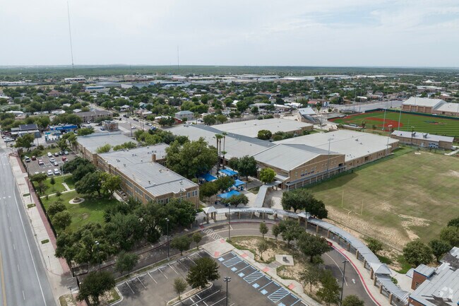 Christen Middle School hosts grades 6th to 8th grade in the Laredo, Tx area.