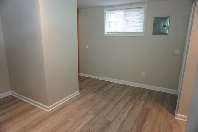 5551 Force Rd unit E, Baltimore, MD 21206 - photo 3