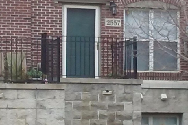 2557 John R St, Detroit, MI 48201 - photo 2