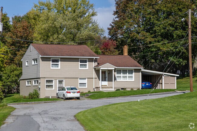 Some split-level homes in Davidsville were built within the last 20 years.