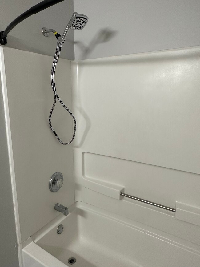 104 Camellia Ct, Brunswick, GA 31520 - photo 6