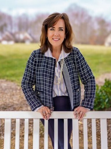Colleen Long