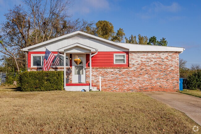 Midcentury homes appear in parts of Hatten.