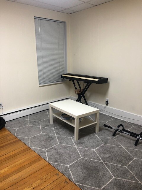 10 Aberdeen St unit 11 aberdeen- unit 2, Boston, MA 02215 - photo 3