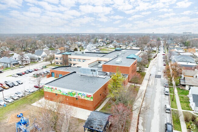 Daniel Webster School 46