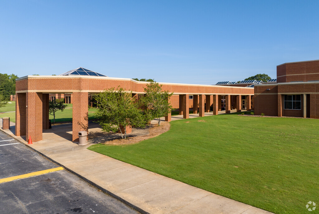 Dutchtown High School, Hampton GA Rankings & Reviews - Homes.com