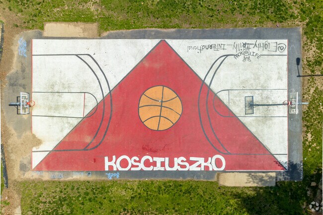 Kosciuszko Park contains multiple outdoor amenities.