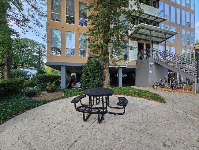 287 14th St NW unit 1, Atlanta, GA 30318 - photo 2