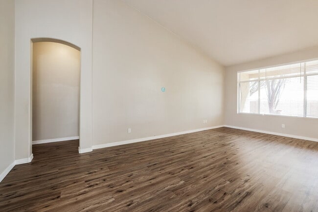 9970 E Paseo San Bernardo, Tucson, AZ 85747 - photo 3