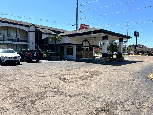 3602 N State Line Ave, Texarkana, AR 71854 - photo 4