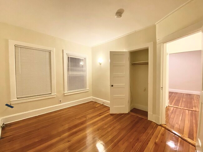 130 Oxford St unit 3, Cambridge, MA 02140 - photo 7