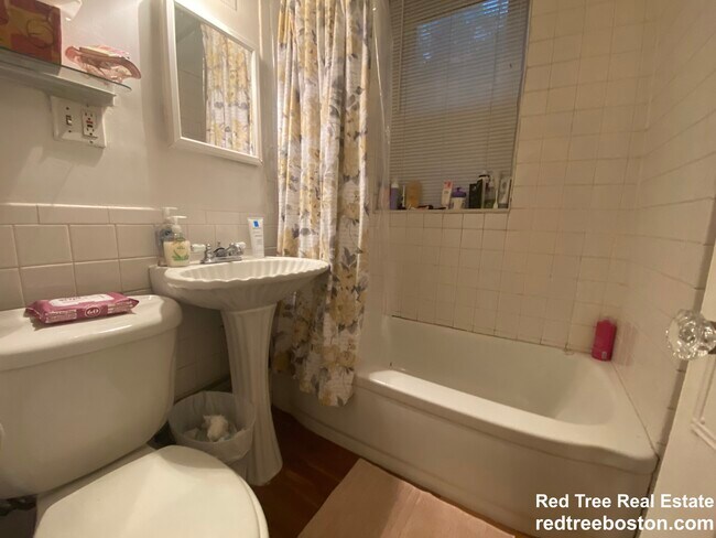 55 Lanark Rd, Brighton, MA 02135 - photo 7