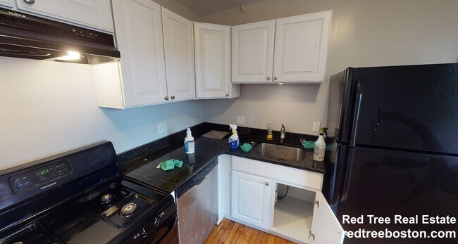 50 Hancock St unit 3, Cambridge, MA 02139 - photo 4