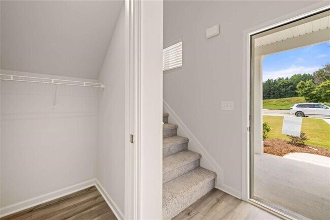 2707 Riverpine Trail SW, Atlanta, GA 30331 - photo 5