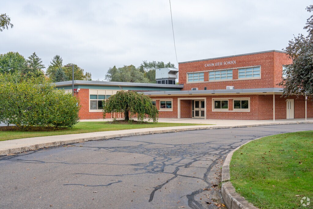 Calvin Leete School is a top choice school for students located in Guilford.