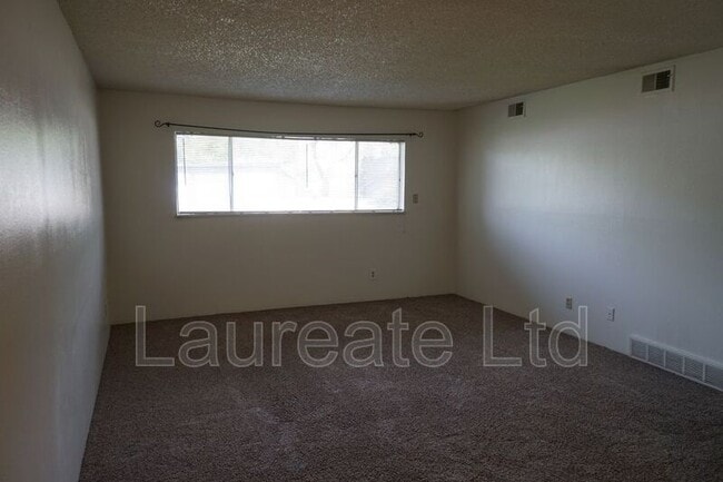 280 E Highline Cir unit 102, Centennial, CO 80122 - photo 6