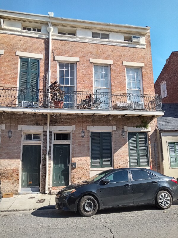 929 Dumaine St Unit 1, New Orleans, LA 70116