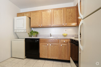55 E Kings Hwy, Maple Shade, NJ 08052