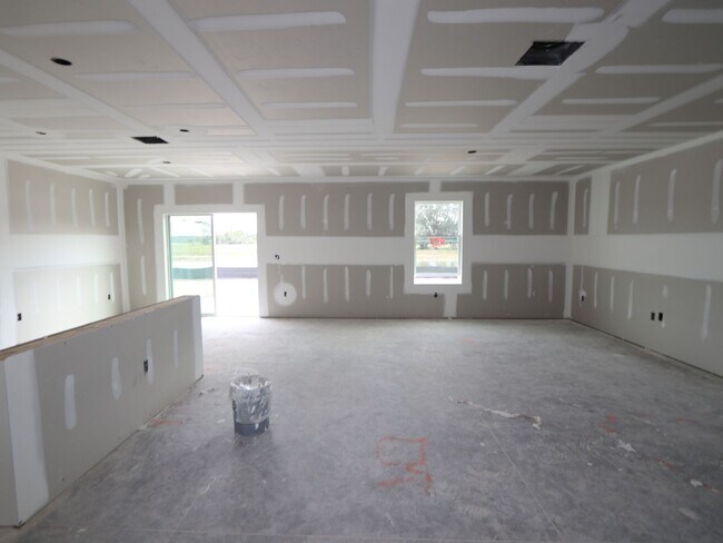 8467 Fox Den Cove, Lakeland, FL 33810 - photo 6