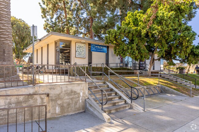 Kensington Library for those who enjoy reading.