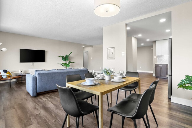 1201 S Bell St unit ID1056570P, Arlington, VA 22202 - photo 3