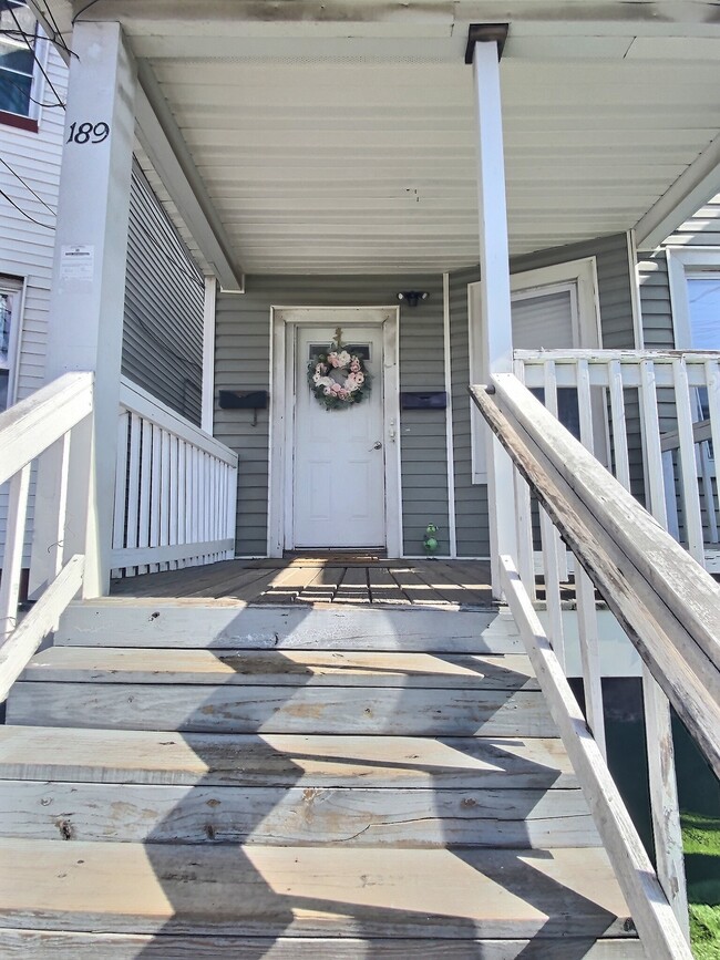 189 Chapman St Unit First Unit, Orange, NJ 07050