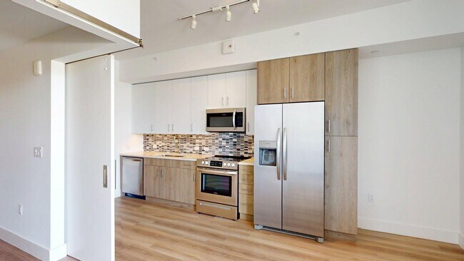 Griffis West Palm, West Palm Beach, FL 33401 - photo 7