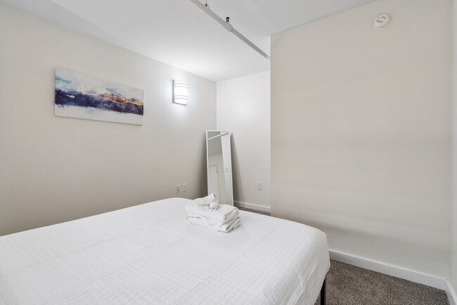 50 N Illinois St unit ID1035274P, Indianapolis, IN 46204 - photo 5