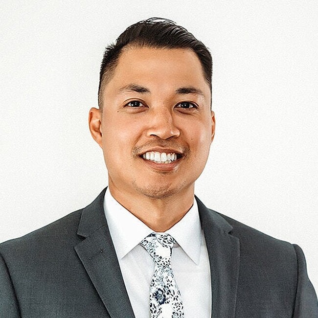 Agent Photo