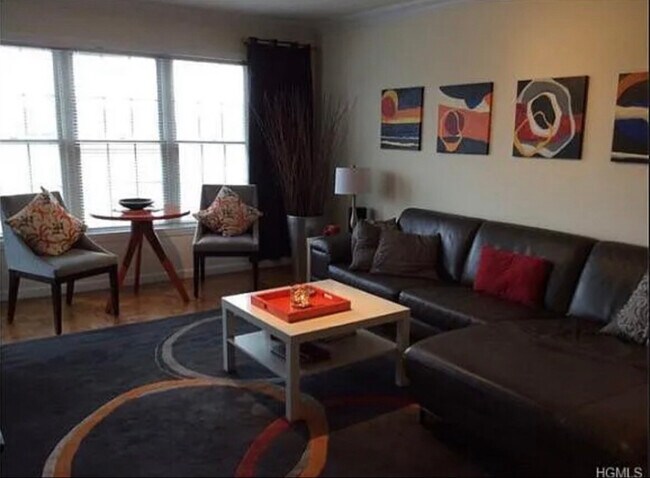 The Meridian unit 304, Suffern, NY 10901 - photo 4