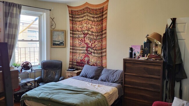 12 Linden St unit 1, Boston, MA 02127 - photo 4