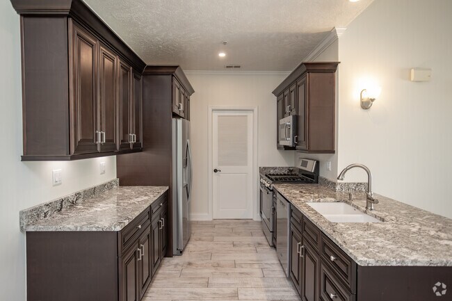 1BR, 1BA - Cranbrook - Kitchen