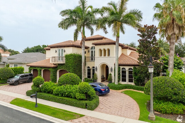 Classic Spanish style family homes will be the most characteristic ones you will see.