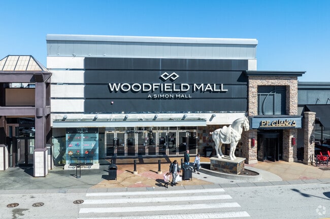Woodfield Mall attracts shoppers from all over Chicagoland.