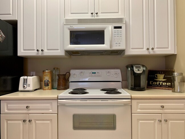 423 N Donahue Dr unit 2, Auburn, AL 36832 - photo 7